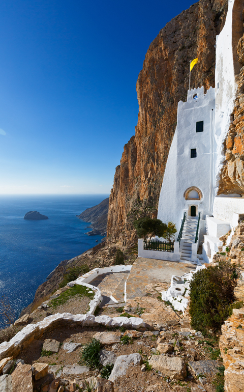 Monasteries-in-Greece-(4)_480x770
