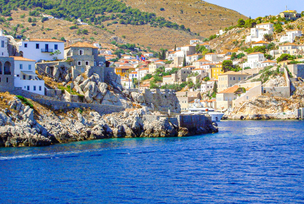 The New Codes of Luxury Travel — And What They Mean for Greece (2)